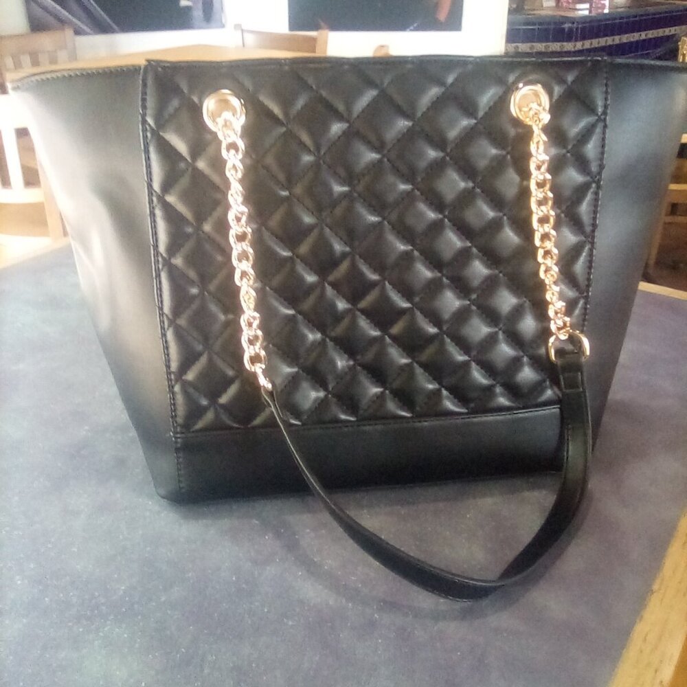 The Cassandra Quilted Bag